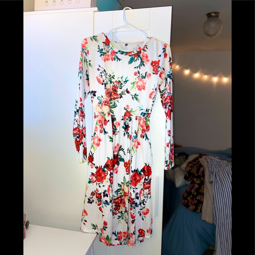 Midi floral dress size small